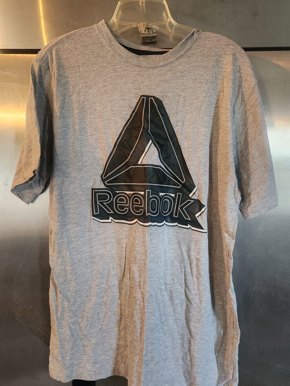 Reebok Men's Gray Graphic T-Shirt Large Delta Logo Size M